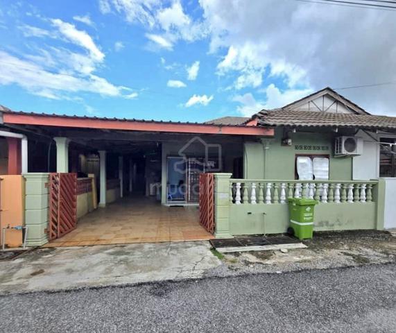 Taman Jambu Pekan Pahang Freehold Semi-Detached House For Sale 1
