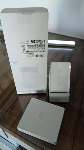 Honor Wireless Charger Stand - photo 5 of 6