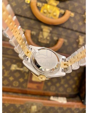 Carousel Image