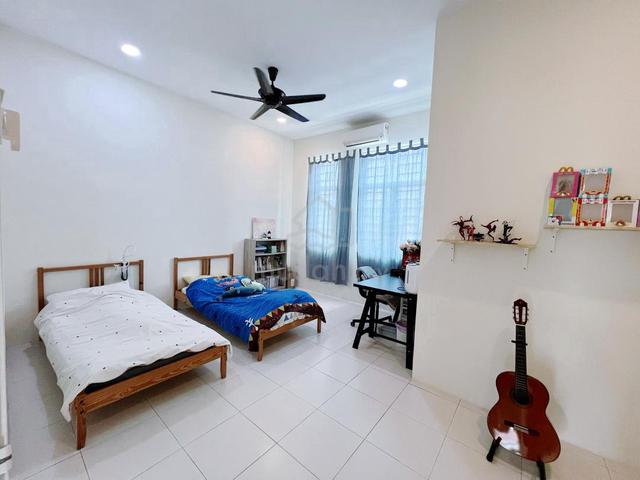 Nibong Tebal 3 storey Corner Opposite Pai Teik School 1