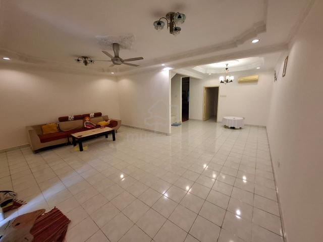 2 sty Bandar bukit Puchong 11 | partly furnished | newly paint | murah 1
