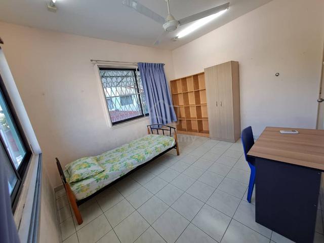 Kota Kinabalu Damai Room For Rent 1
