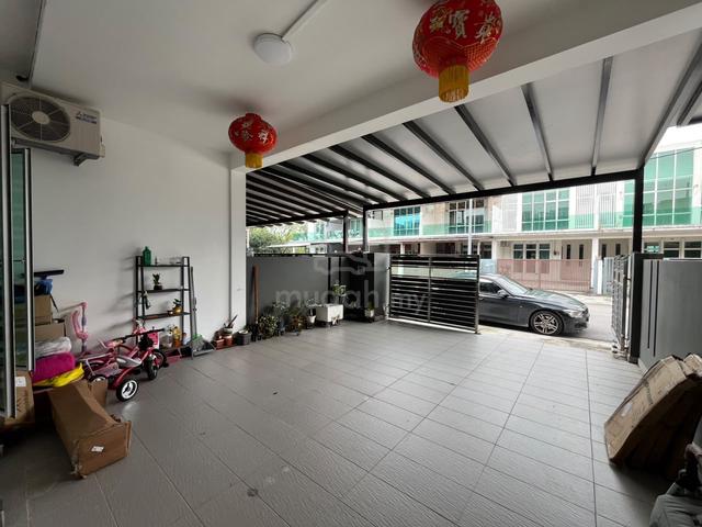 Mount Austin Jp Perdana Cube 166 Double Storey Terrace House 1