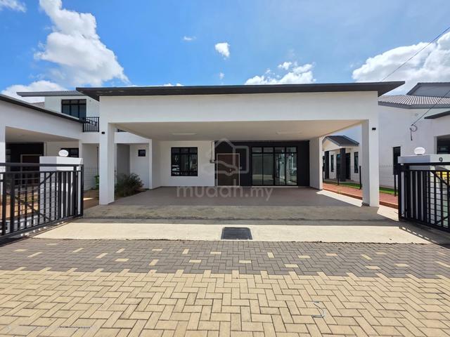 Semi D 1.5 Tingkat Rumah Baru Di Majestic,Kotasas,Kuantan 1