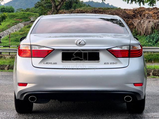 2015 Lexus ES250 2.5 Facelift (A) Accident Free - 4