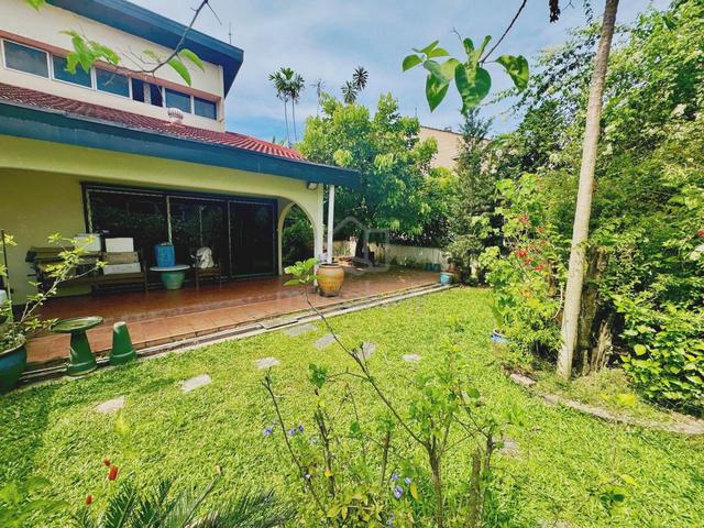 CLASSIC Bungalow 1.5 Storey Seksyen 2, Shah Alam for Sale 1
