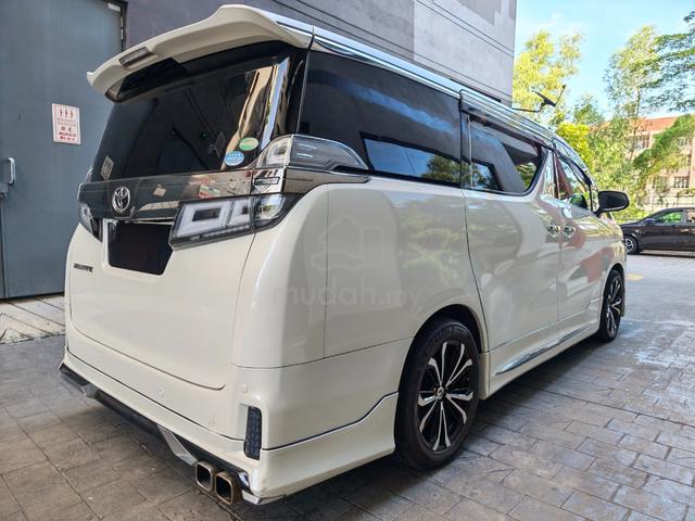 Toyota Vellfire 2.5 ZG Fully Converted & 360 Cam - 4
