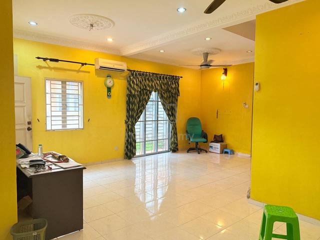 RENOVATED Double Storey Semi D Vision Homes Seremban 2 Gated & Guarded 1