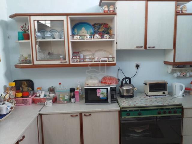 Section 14 room rent available 1