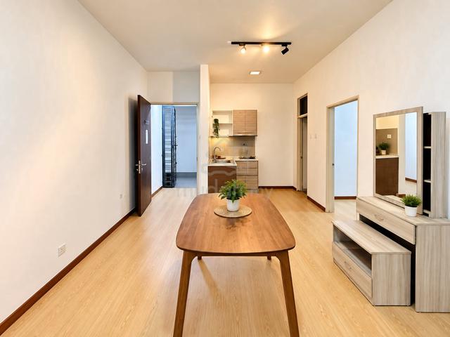 Parc Regency 1