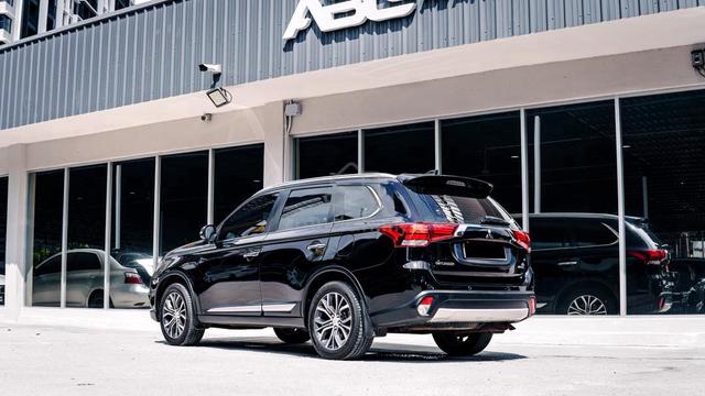 Mitsubishi OUTLANDER 2.0 AWD 2.0L FL 7 SEATER 2019 - 2