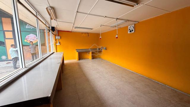 3 Storey Semi D Warehouse Bigwheel Industrial Park Inanam / Kolombong 1