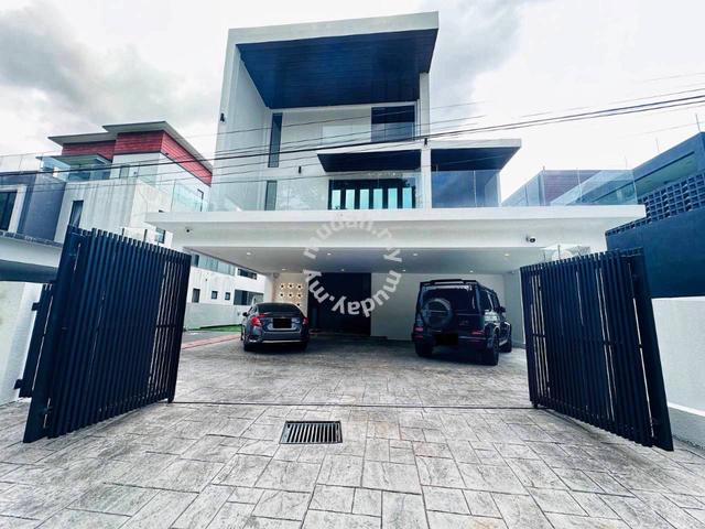 LUXURY SWIMMING POOL 7531ft 3 Storey Bungalow Country Heights Kajang 1