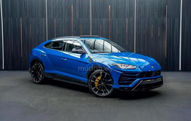 2021 Lamborghini Urus 4.0 (Black Interior) - 1