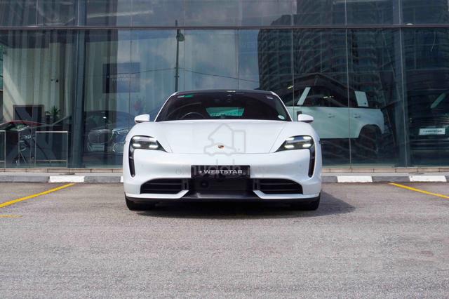 2021 Porsche TAYCAN 10.0 TURBO DD (A) - 1