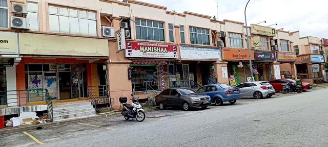 1st Floor Office lot Mature area Prima Saujana Kajang for rent 1