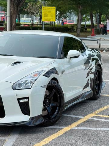 2018 Nissan GT-R 3.8 BLACK EDITION R35 (A) - 4