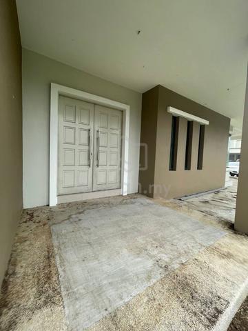 Stephen Yong Batu Kawa Brand new Semi Detached House 1