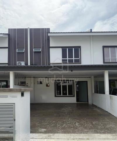 Irama Perdana Below Market Value 2 Storey Terrace Gated & Guarded 1