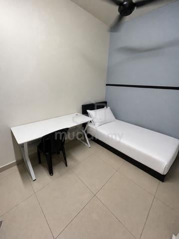 Fully Furnished Room near MRT (Male Only) 1