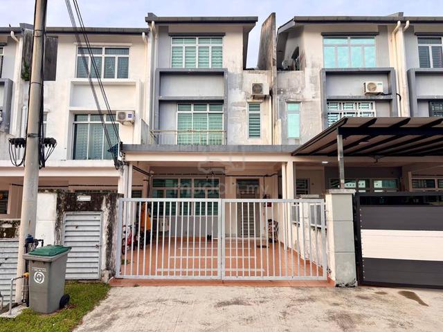 Taman Pulai Mutiara, Skudai 2.5 Storey Terrace 1