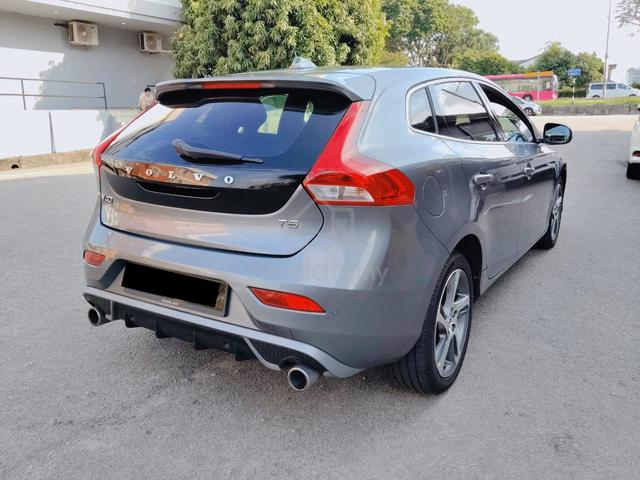 2018 Volvo V40 2.0 T5 DRIVE E FACELIFT (A) - 3