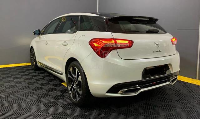 2015 Citroen DS5 1.6 (A) - 2
