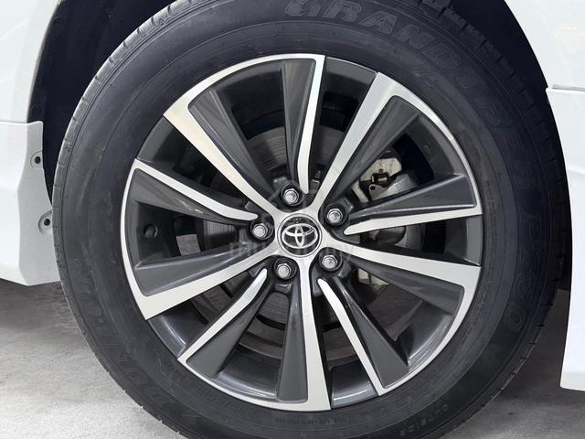 RECON 2025 Toyota HARRIER G 17k KM BSM - 4