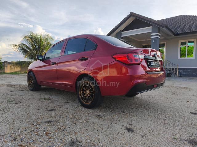 Proton SAGA VVT (A) 2017 - 5