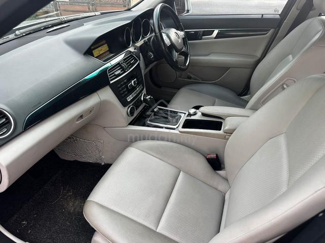 2012 Mercedes Benz C180 CGI BlueEFCY Low Mileage - 5