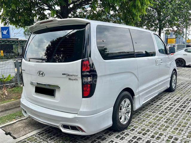 2017 Hyundai GRAND STAREX 2.5 ROYALE FACELIFT (A) - 4