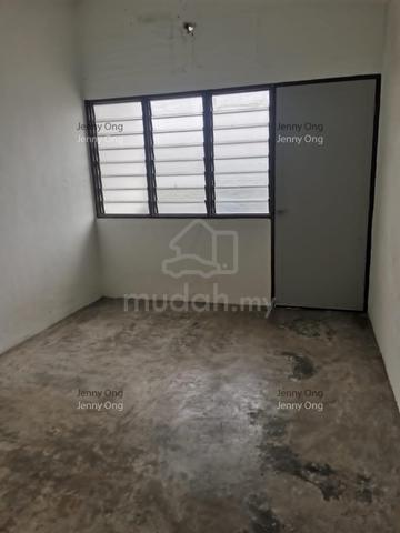 2 Sty House At Raja Uda,Butterworth For Sale 1