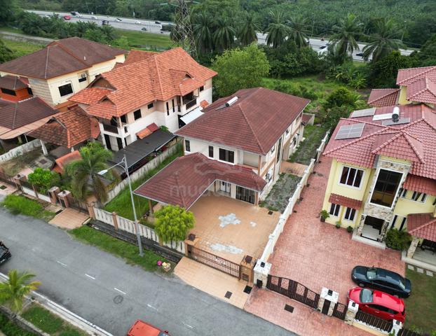 FREEHOLD EXTRA LAND 2 Storey Bungalow Putra Hill Residensi Bangi 1