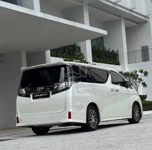 2016 Toyota VELLFIRE 2.5 GOLDEN EYE (A) ALPINE - 2