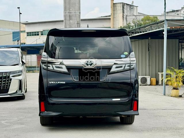 2019 Toyota VELLFIRE 2.5 ZG FACELIFT SUNROOF 360 - 4