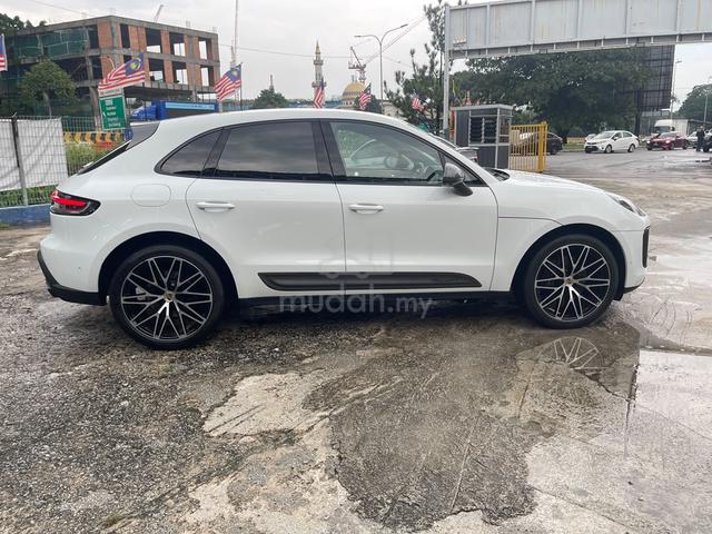 2024 Porsche MACAN T 2.0 PDK Sporty Spec - 3