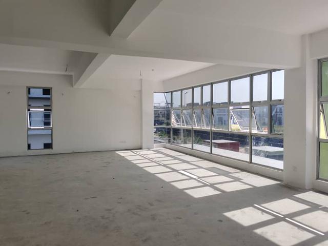 2.5 Storey Semi-D Factory for Rent 4