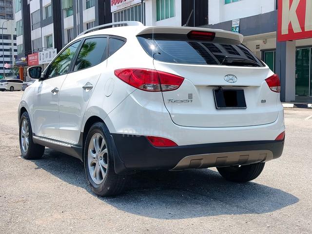 2013 Hyundai TUCSON 2.0 FACELIFT (A) Family Car - 3