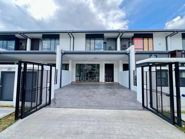 Double Storey Terrace House, Nadira 1, Bandar Bukit Raja 2, Klang 1