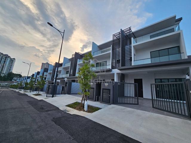 3 Sty House @ Residensi Bukit Orkid, Batu 9, Cheras , Freehold, Cheap 1