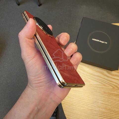 Honor Magic V6 super mint 16/512 - photo 4 of 6