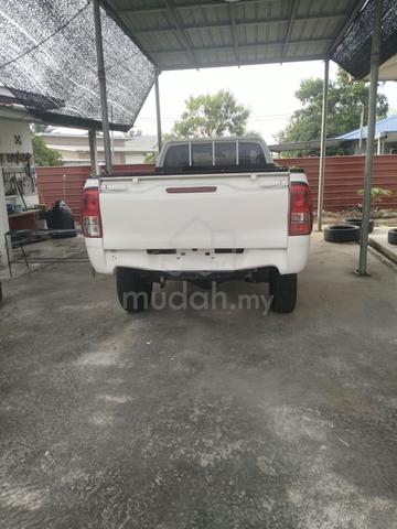 2017 Toyota HILUX 2.4 VNT MY16 AN120 (M) - 2