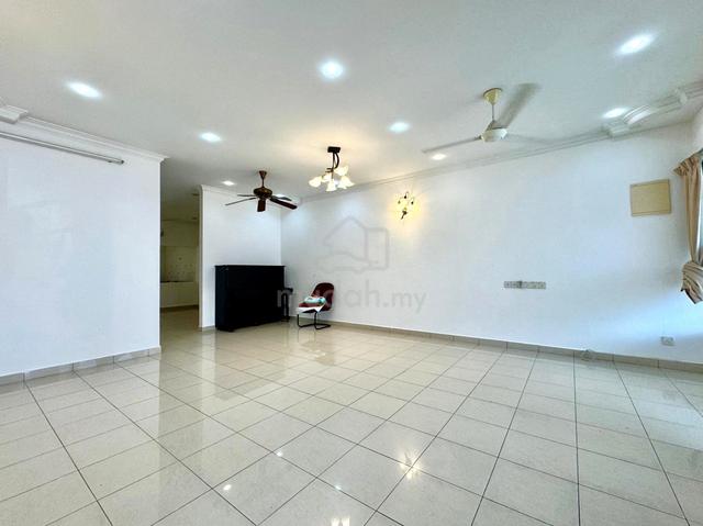 Renovated, partially furnished, well maintained, great location! 1