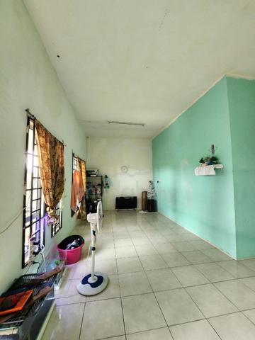 Taman Sentoria, Stakan Muara Tuang 1 Tingkat 3