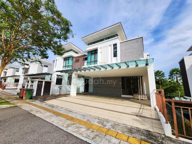 BEAUTIFUL LAKE VIEW 🔥 3 Storey Semi-D Fera Twinvilla, Presint 8 1