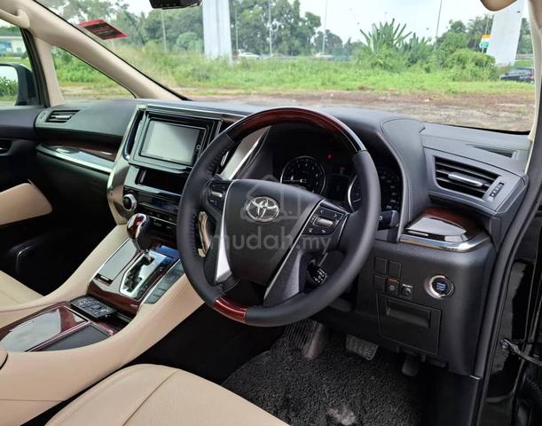 2017 Toyota ALPHARD 2.5 SC (A) loan kedai - 5