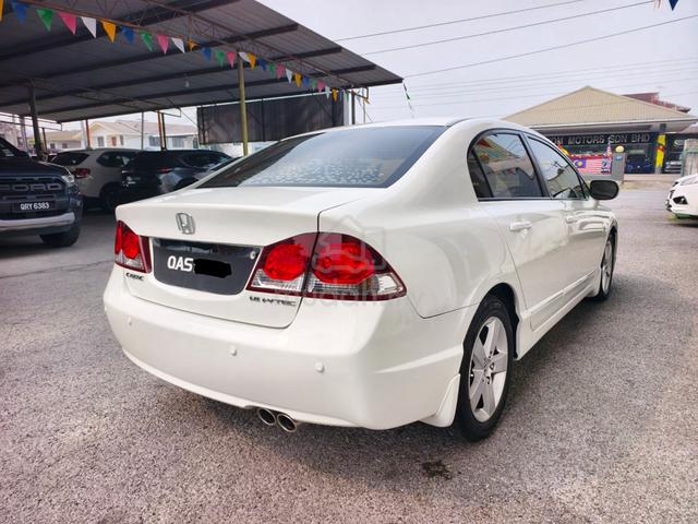 2010 Honda CIVIC FD 1.8 i-VTEC Original White (A) - 4