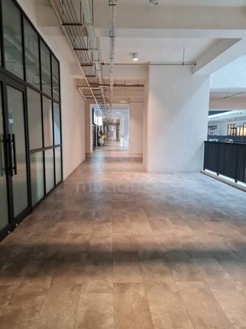 Kuala Lumpur Damansara Urgent Shop Lot For Sale 1