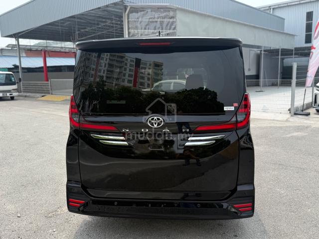 2022 Toyota NOAH 2.0 SG MZRA90W (A) - 5