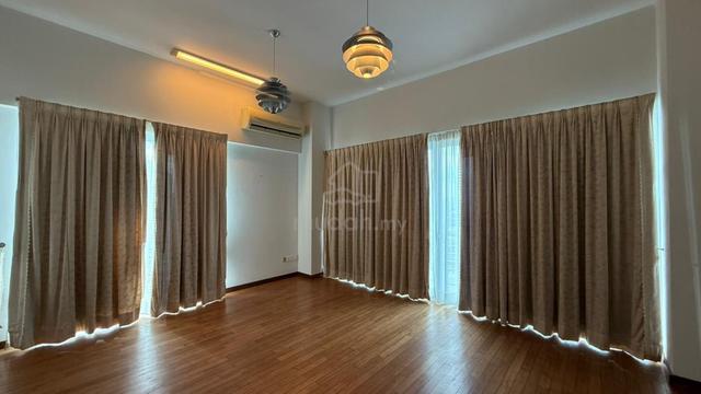 11 Gurney Drive 1